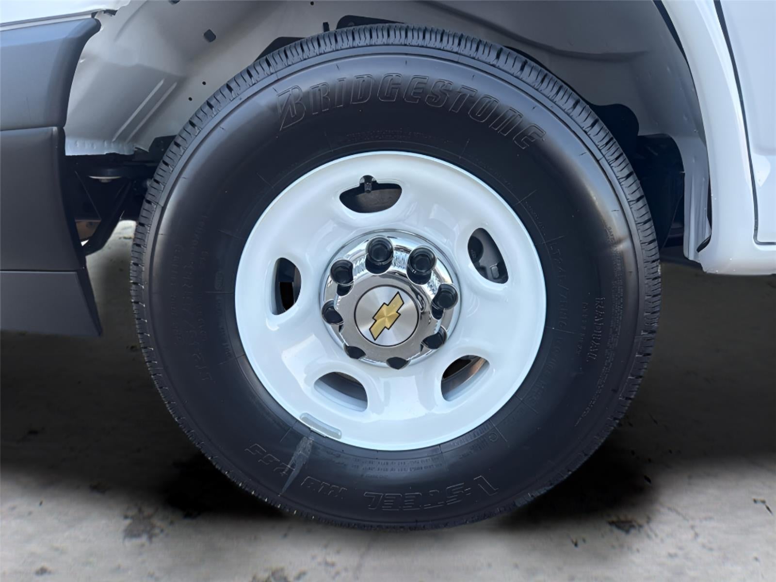 2025 Chevrolet Express Cargo Van RWD 2500 135