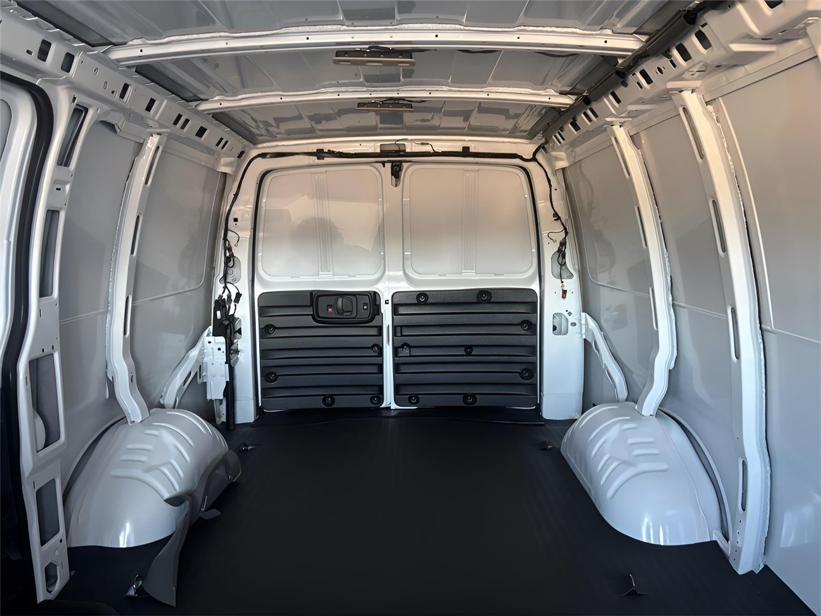 2025 Chevrolet Express Cargo Van RWD 2500 135