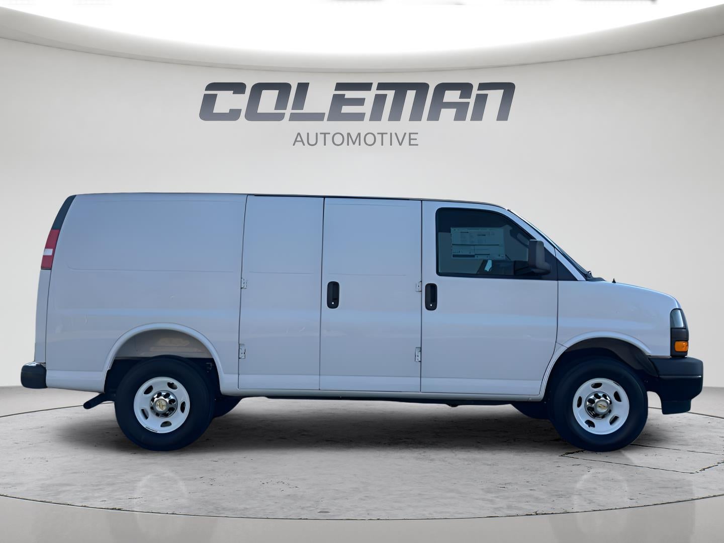 2025 Chevrolet Express Cargo Van RWD 2500 135