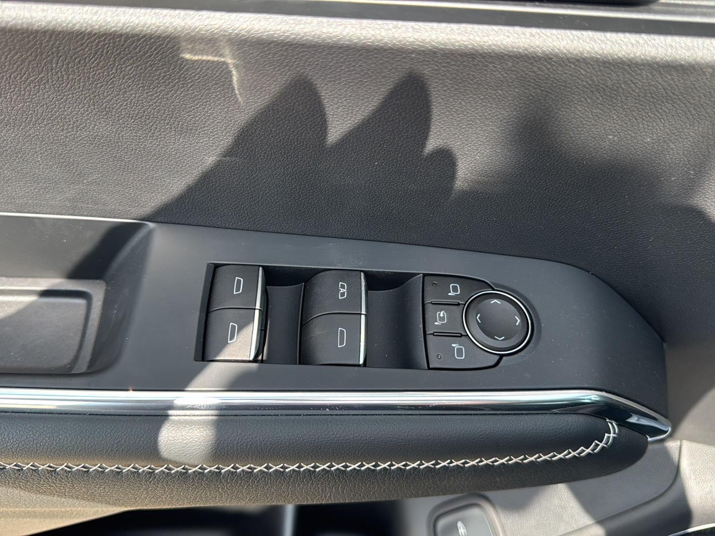 2026 GMC Acadia FWD Denali