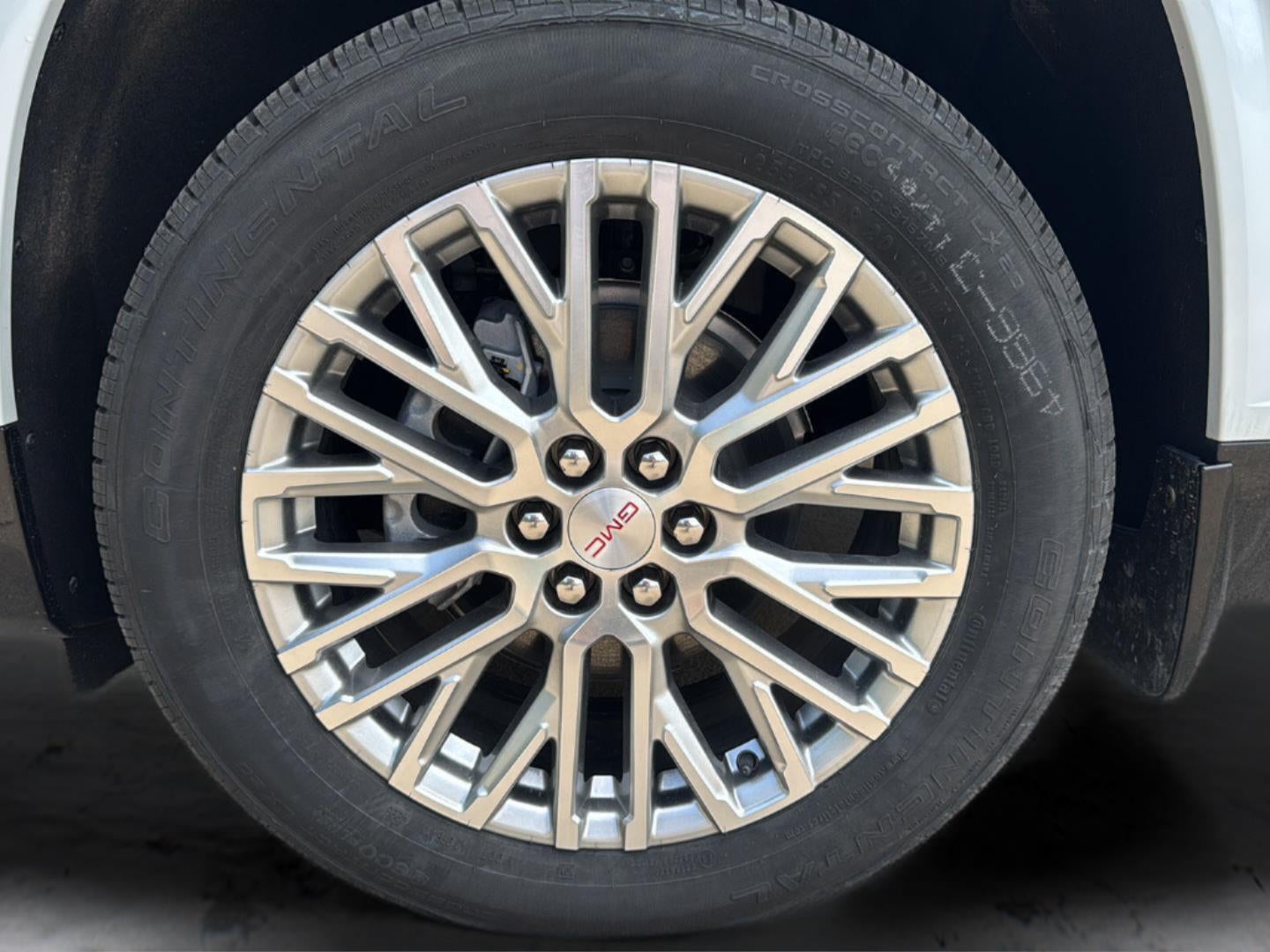 2026 GMC Acadia FWD Denali