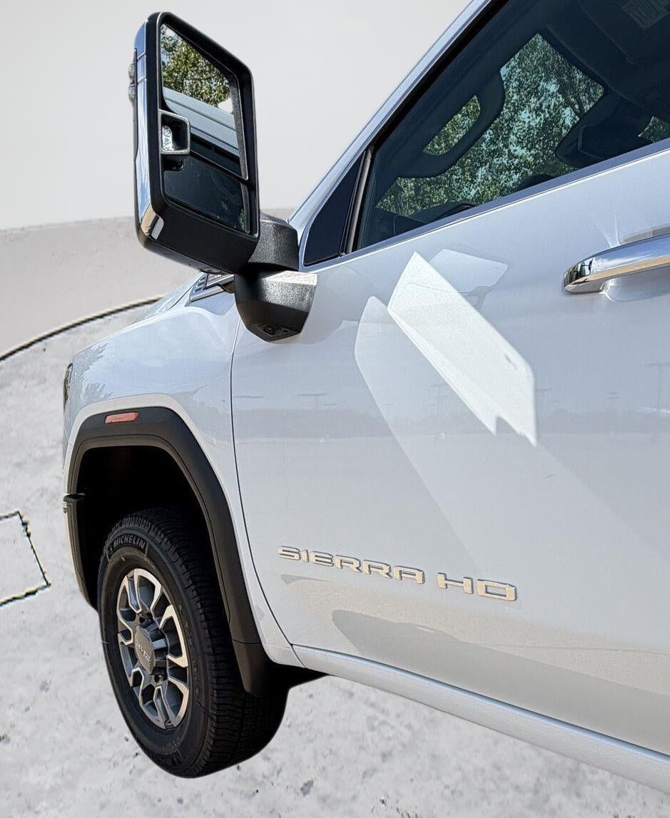 2026 GMC Sierra 2500HD SLT