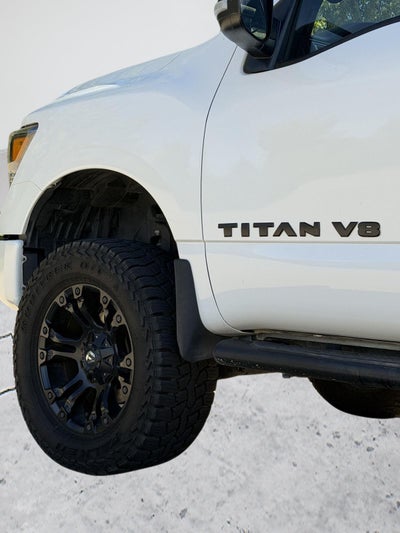 2019 Nissan TITAN SV