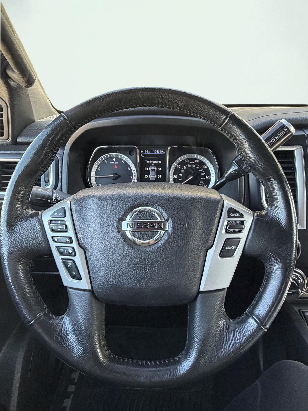 2019 Nissan TITAN SV