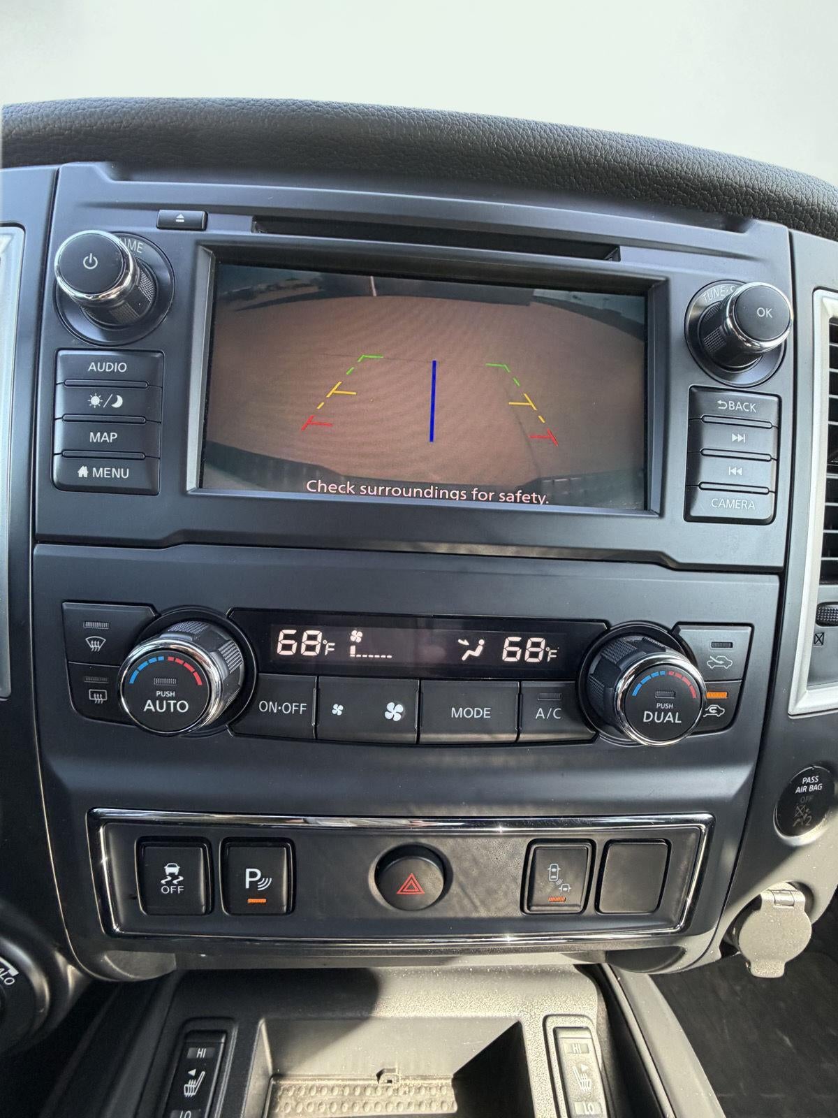2019 Nissan TITAN SV
