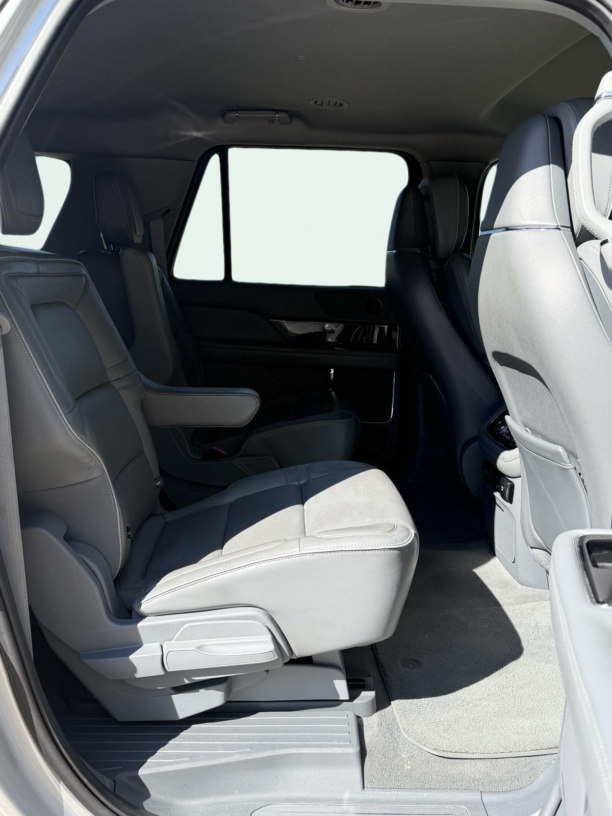 2019 Lincoln Navigator L Select