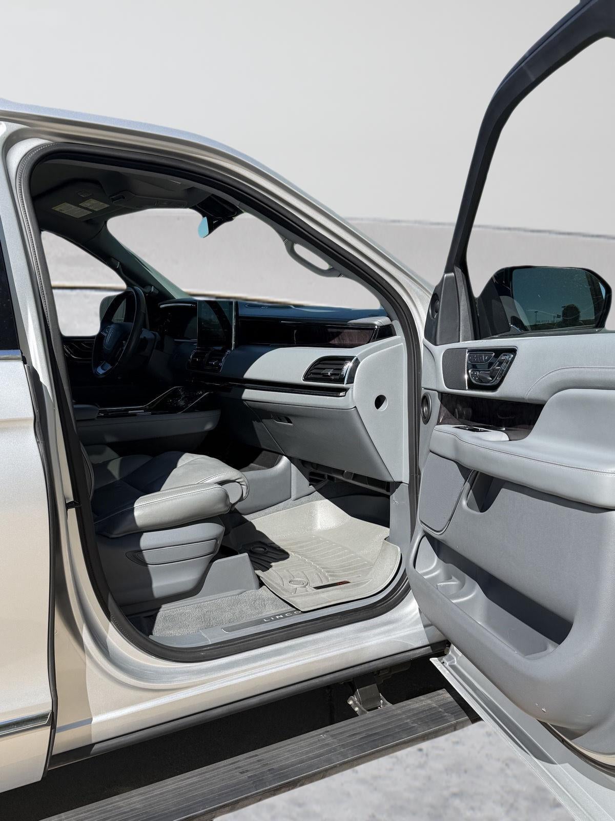 2019 Lincoln Navigator L Select