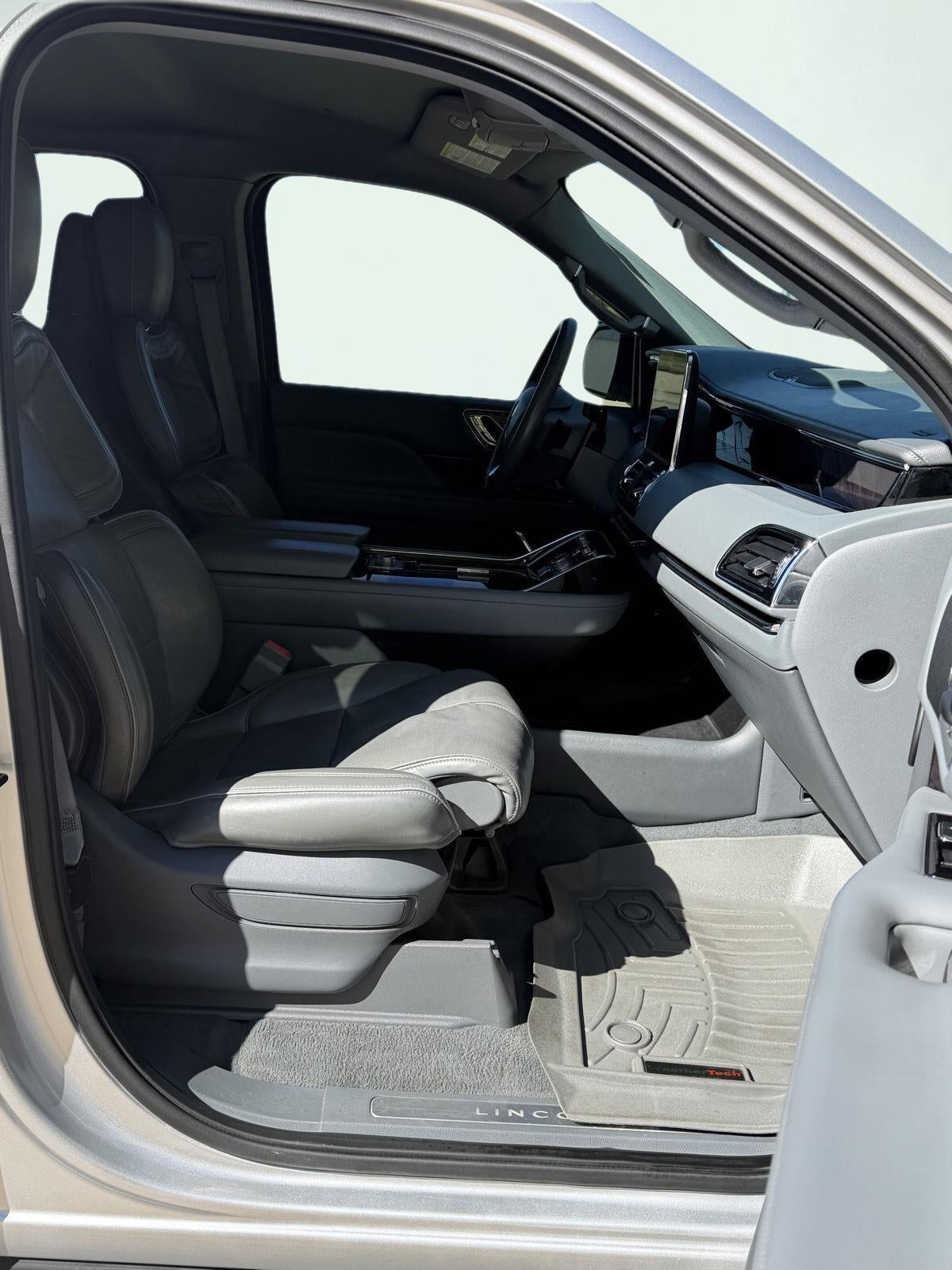 2019 Lincoln Navigator L Select
