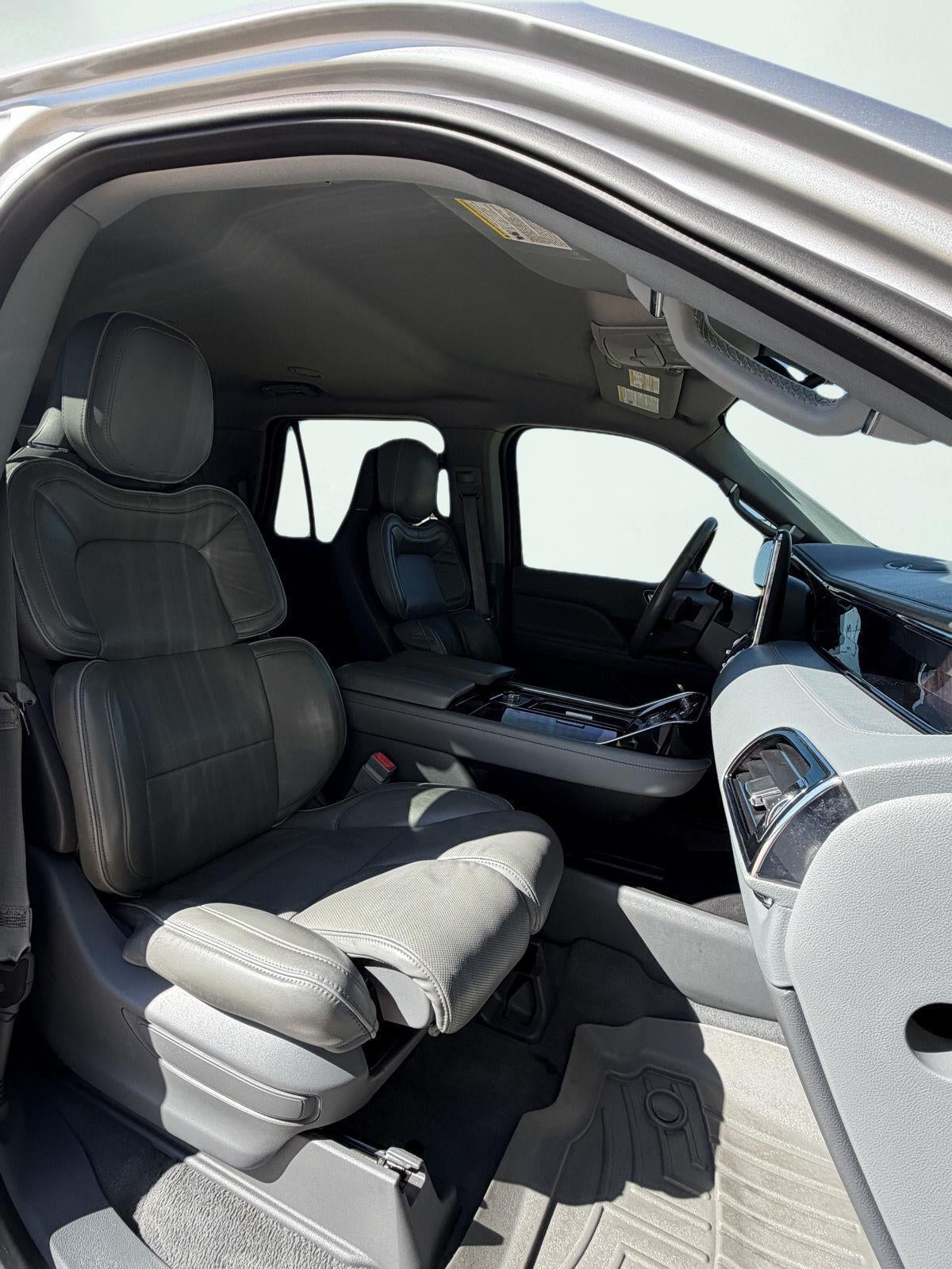 2019 Lincoln Navigator L Select