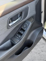 2021 Nissan Rogue SV FWD